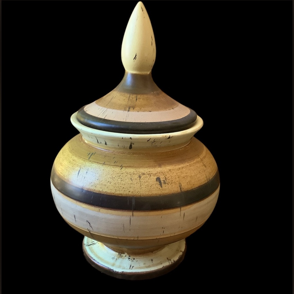 Beautiful striped decorative vase . Earth tone colors. Excellent condition